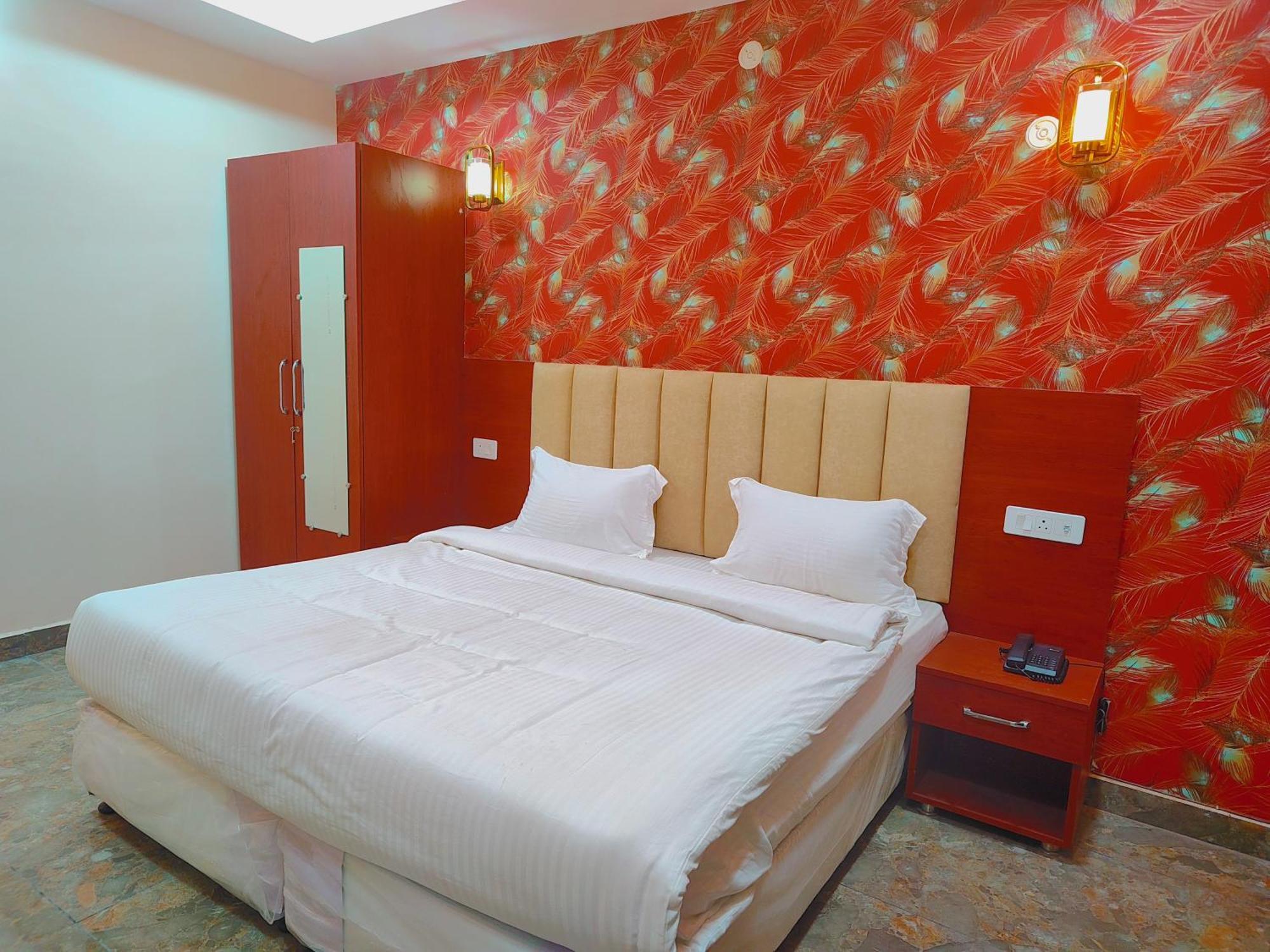 Awadh Samrat Resort Ayodhya 외부 사진