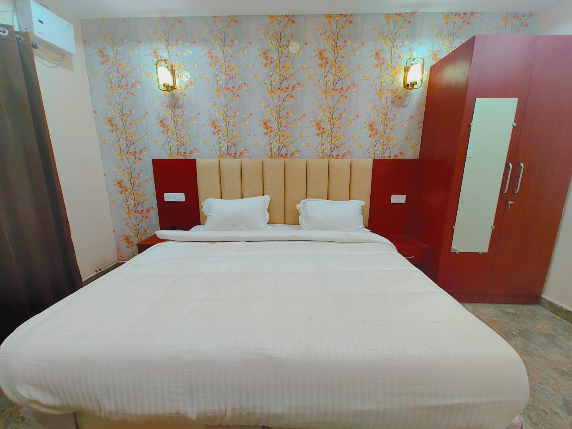 Awadh Samrat Resort Ayodhya 외부 사진