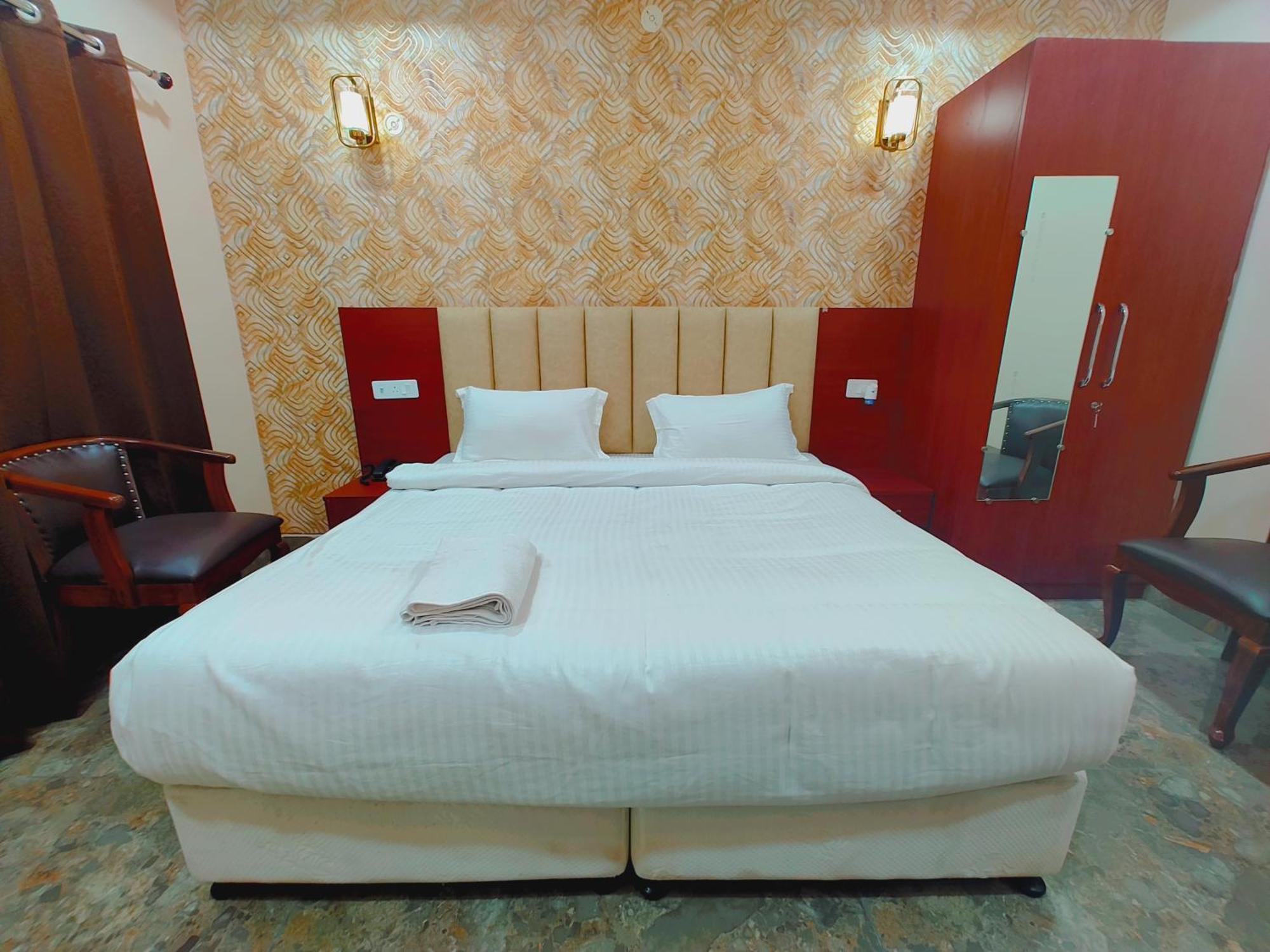 Awadh Samrat Resort Ayodhya 외부 사진