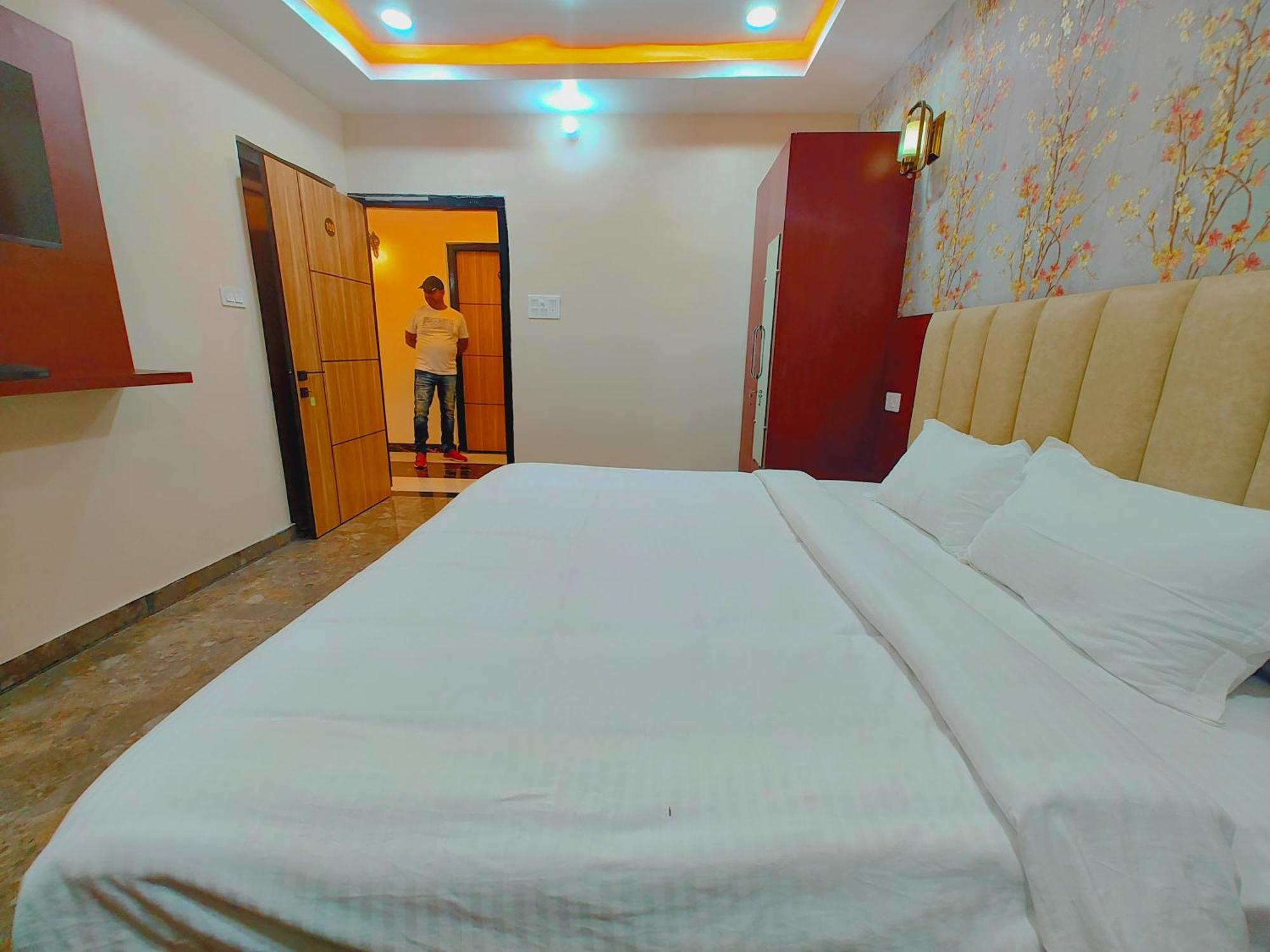 Awadh Samrat Resort Ayodhya 외부 사진