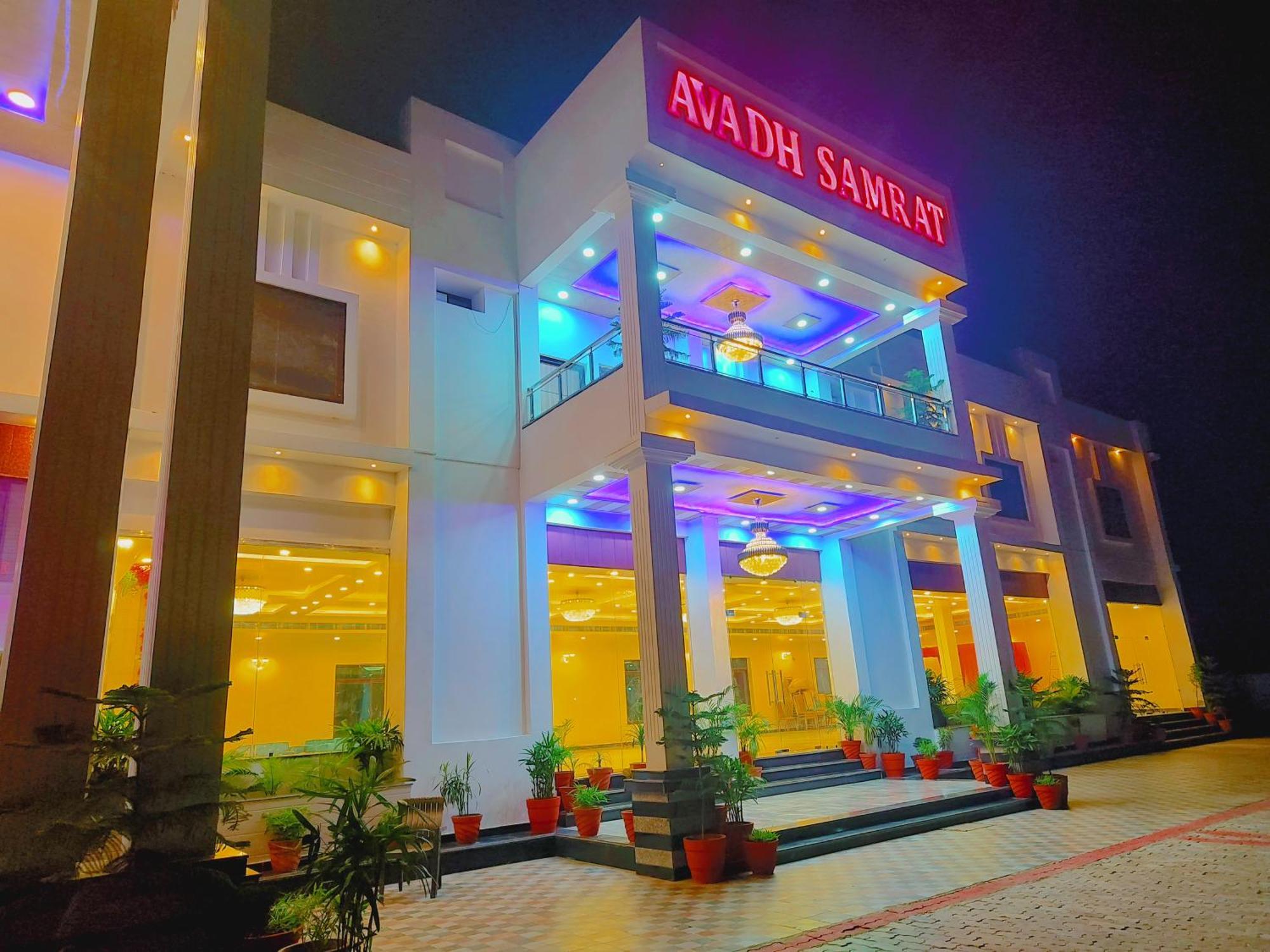 Awadh Samrat Resort Ayodhya 외부 사진