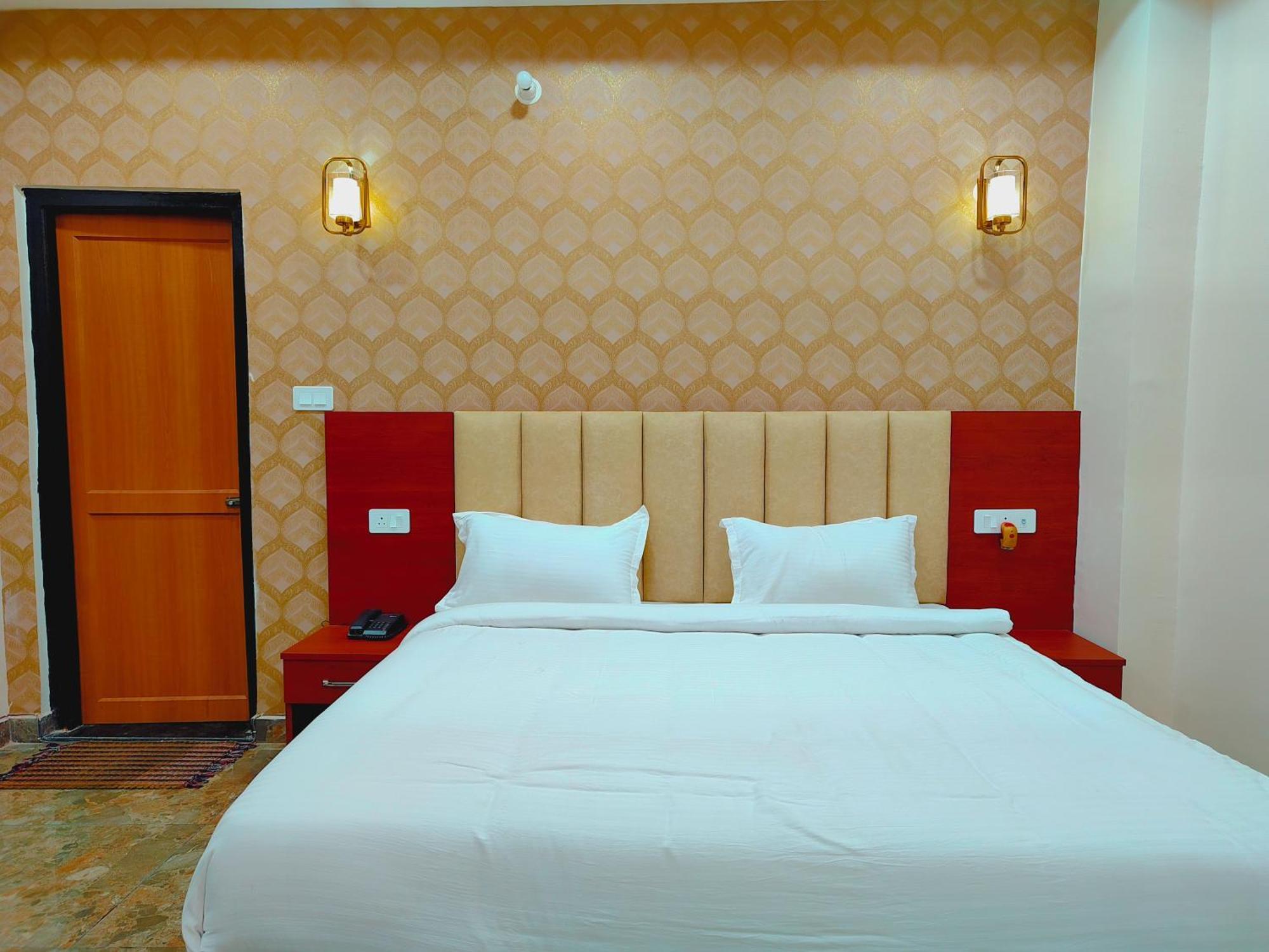 Awadh Samrat Resort Ayodhya 외부 사진