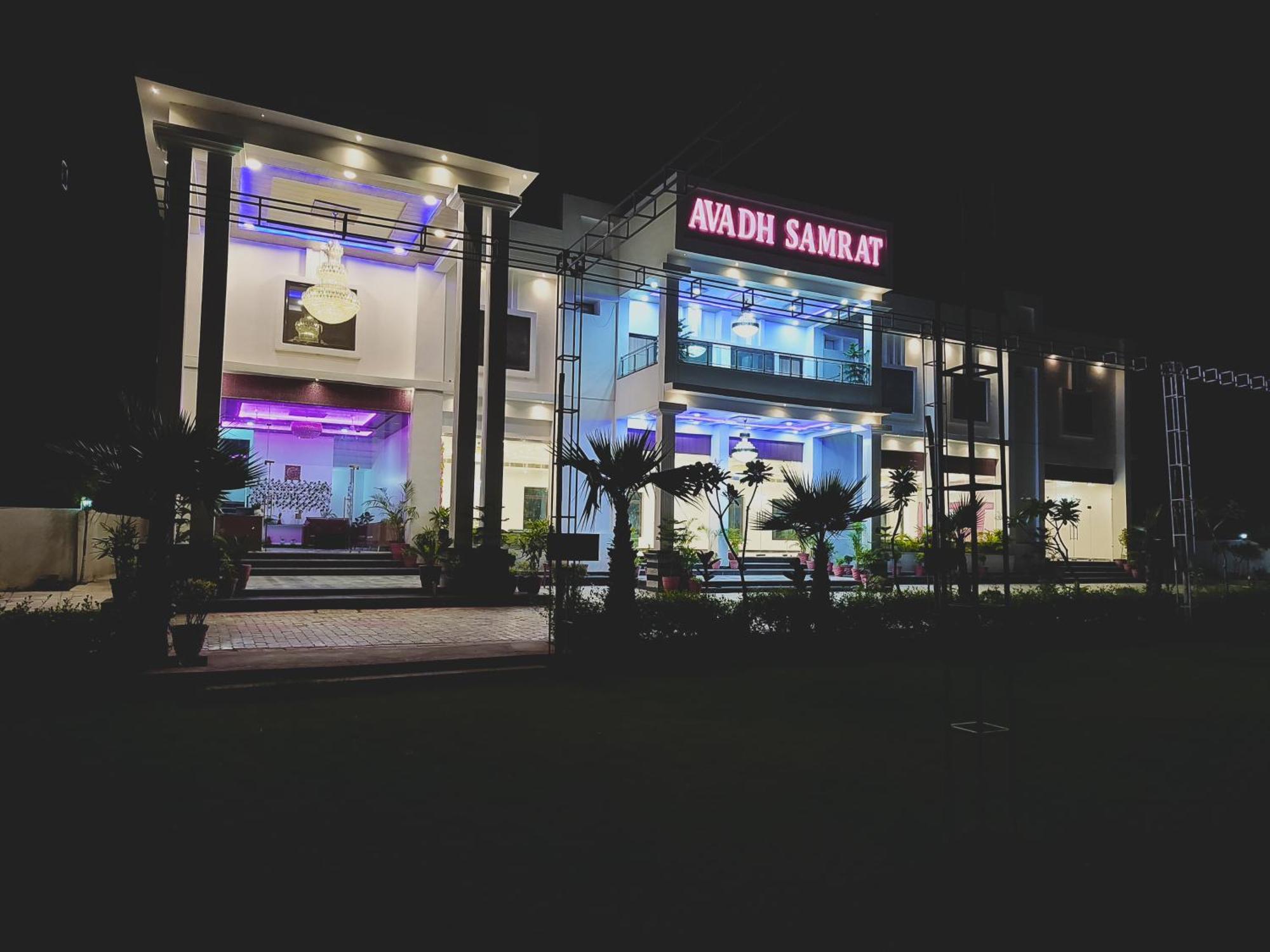 Awadh Samrat Resort Ayodhya 외부 사진