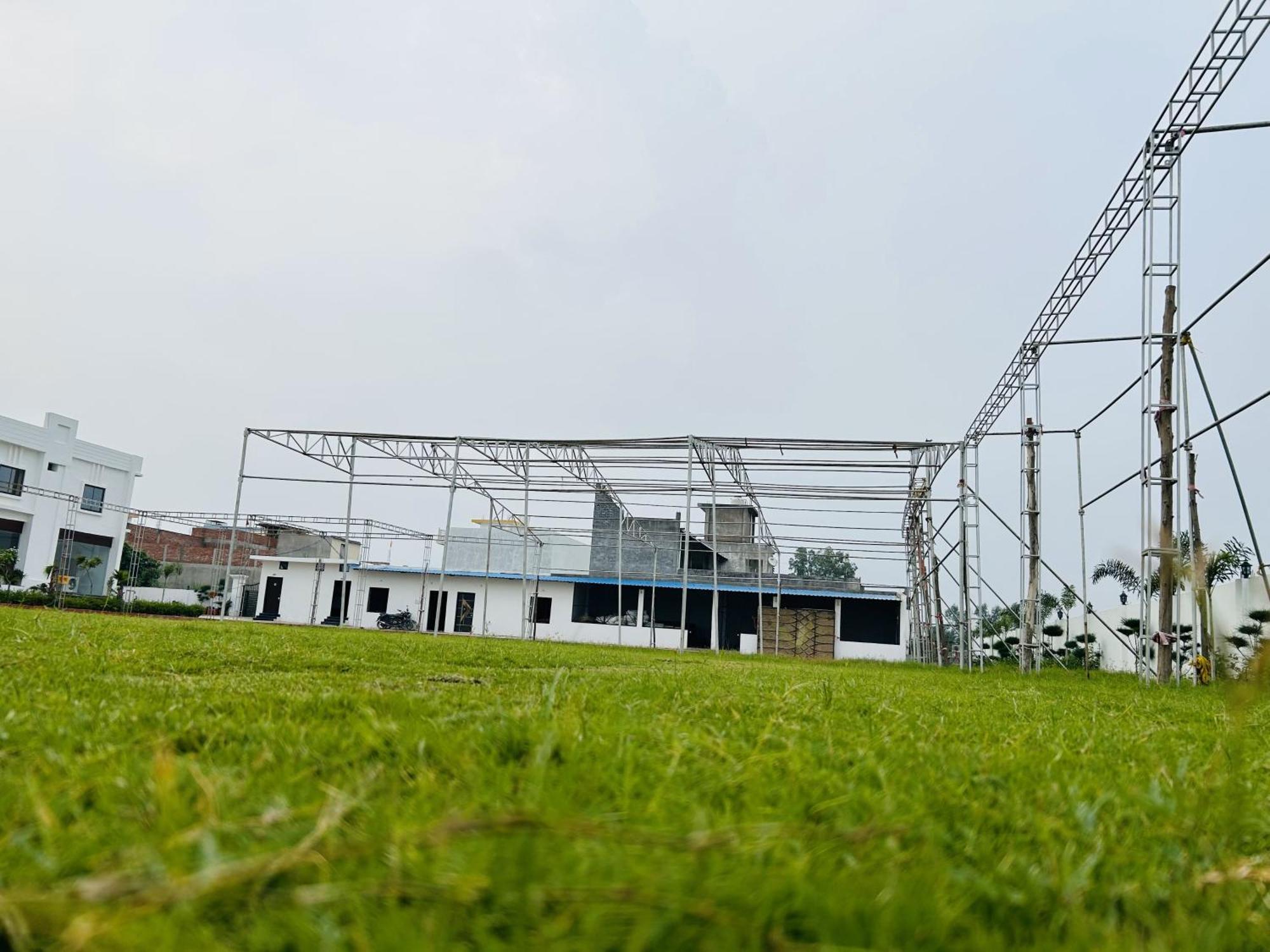 Awadh Samrat Resort Ayodhya 외부 사진